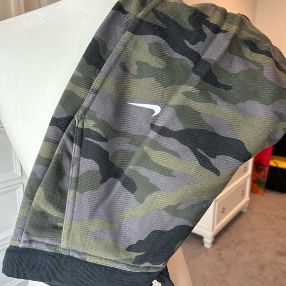 Nike dri fit - Picture 2 of 5